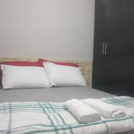 Elegante Apartamento No Centro De Curitiba Extérieur photo